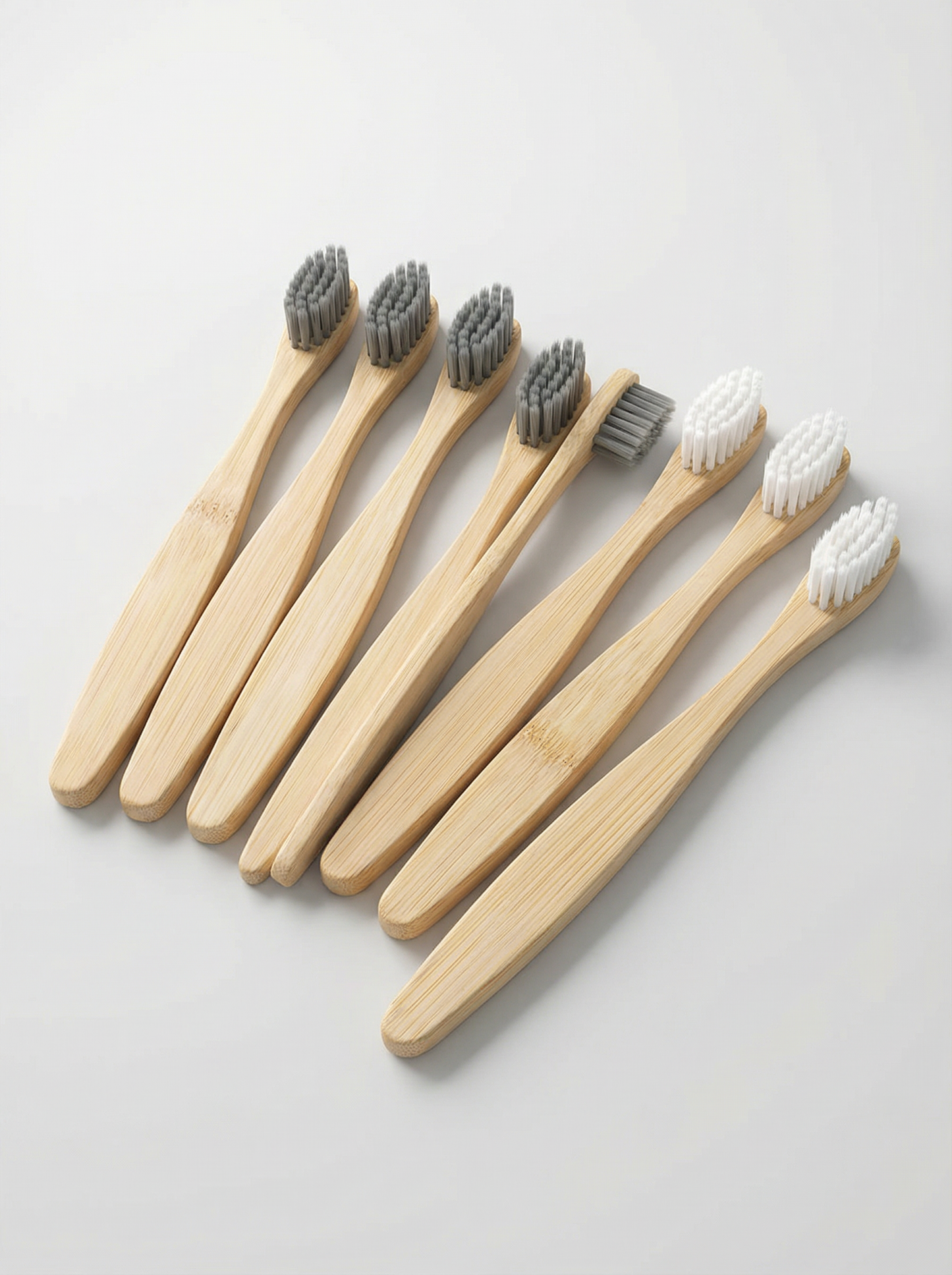 Brosse à dents en bambou avec nano-poils – Ultra douce pour les gencives (lot de 3)